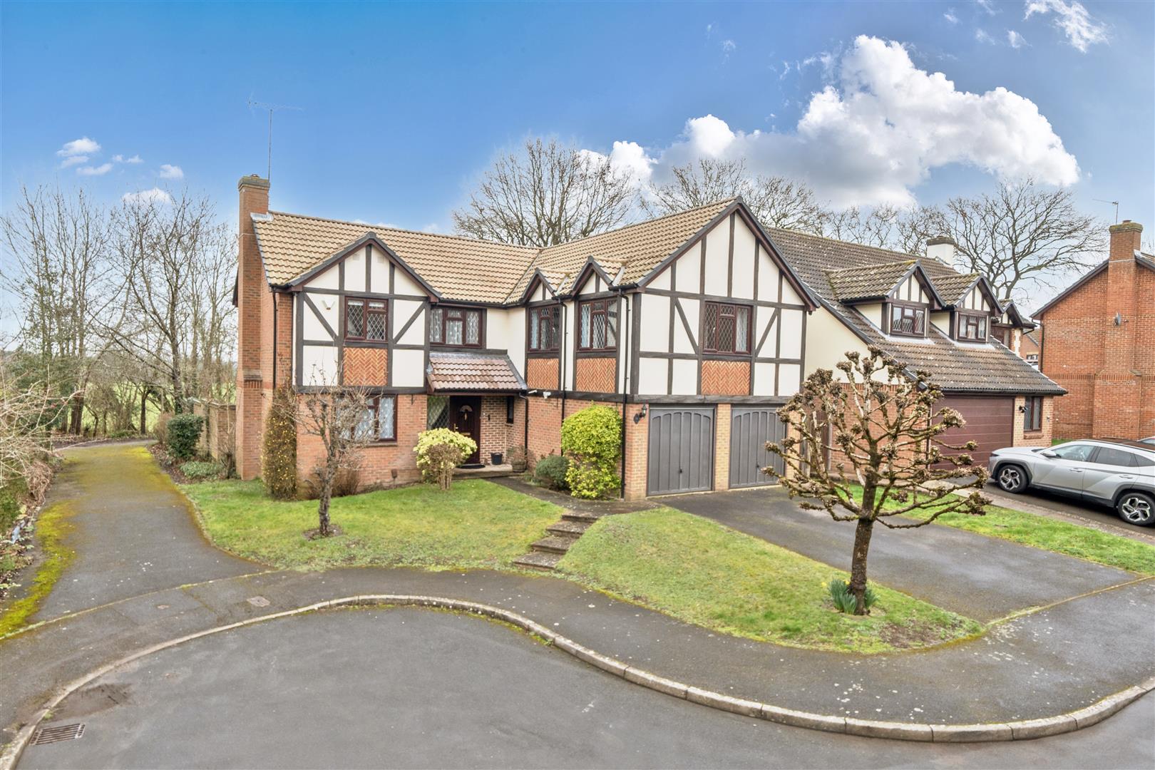 Dunsmore Gardens, Yateley, Hampshire